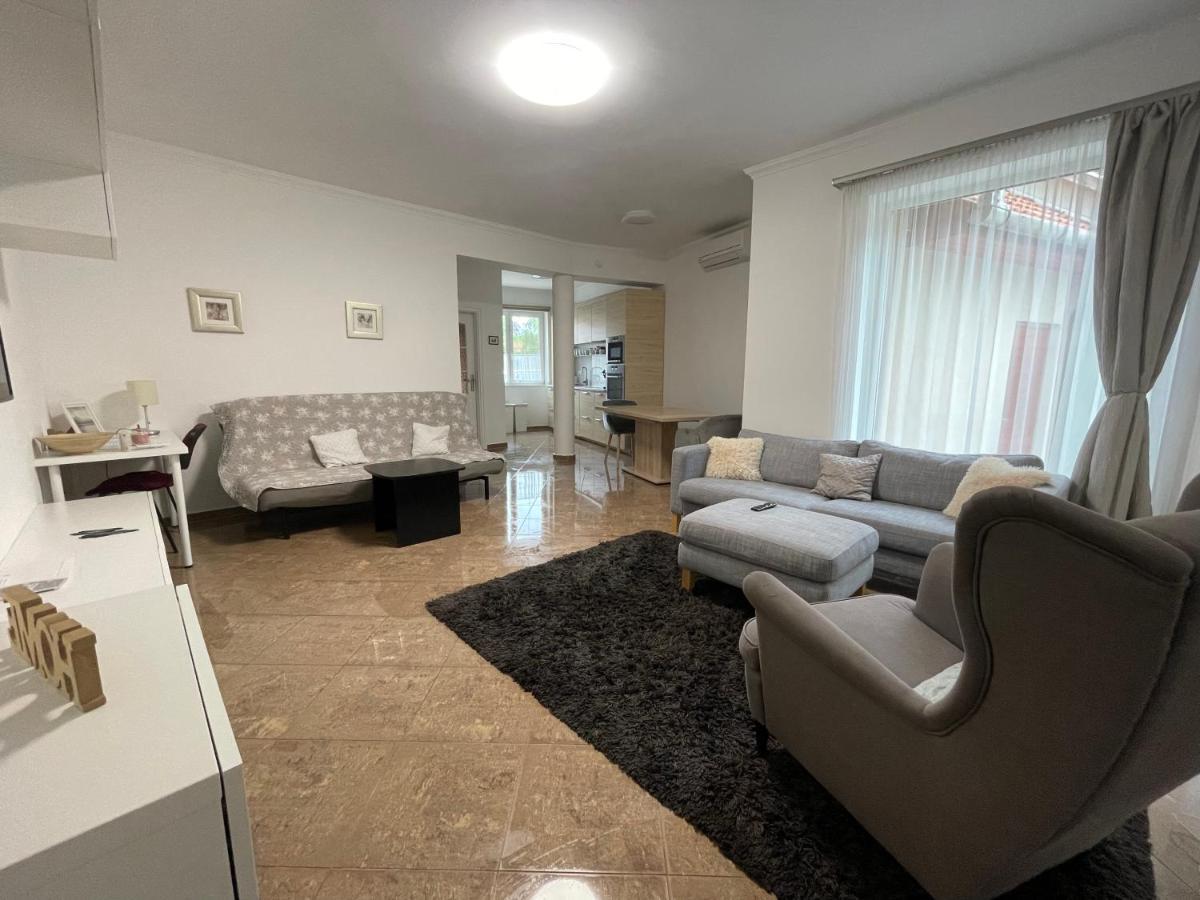 Apartmán K33 Tiszaújváros Exteriér fotografie